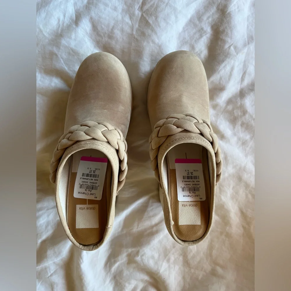 Dolce Vita Wooden Clogs - Picture 4 of 5